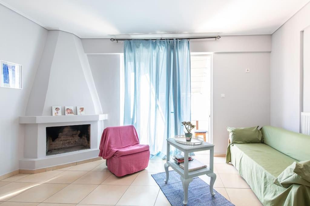 Apartment Athenian Cozy For 4 *