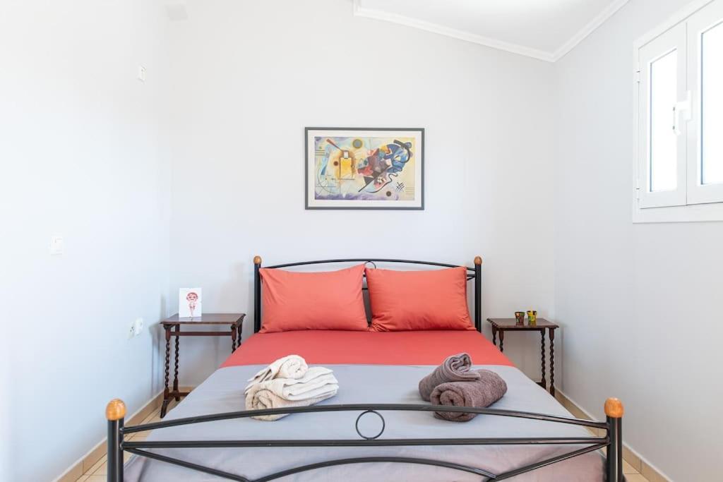 Athenian Cozy For 4 Athens